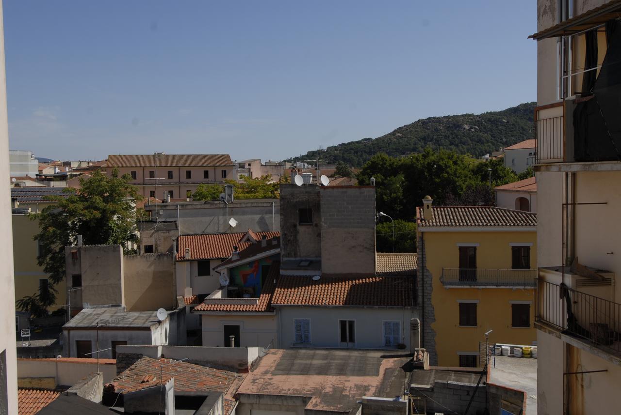 Nughe 'E' Oro Guesthouse Nuoro  Dış mekan fotoğraf